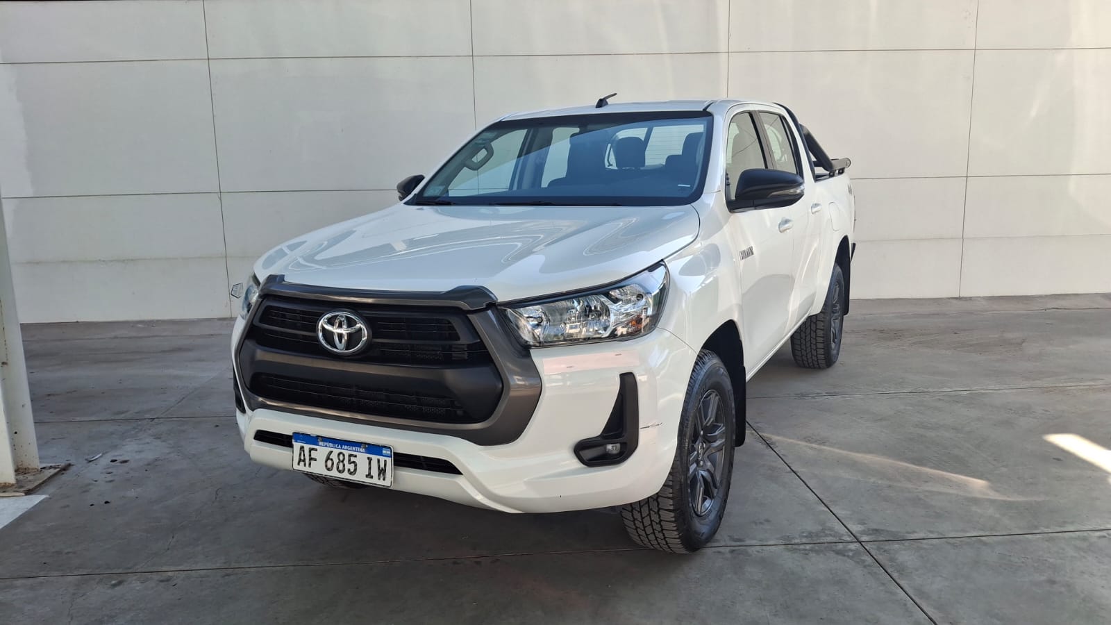 HILUX 4X4 DC SR 2.8 TDI 6 MT