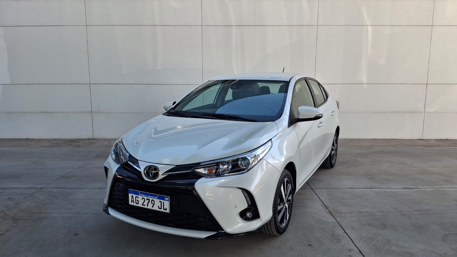TOYOTA YARIS XLS PACK 1.5 CVT 4P